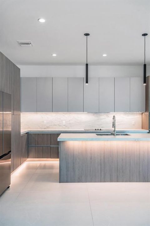 For Rent: $6,100 (4 beds, 3 baths, 3060 Square Feet)