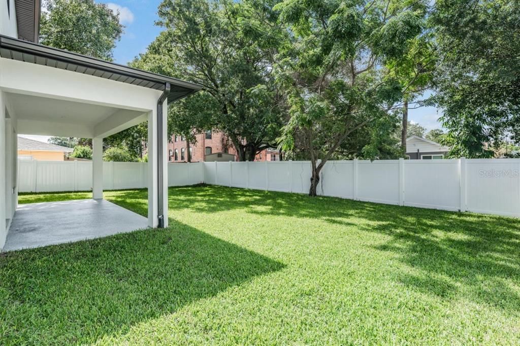 For Rent: $6,100 (4 beds, 3 baths, 3060 Square Feet)