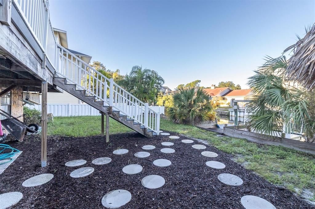 En Venta: $675,000 (3 camas, 4 baños, 1728 Pies cuadrados)