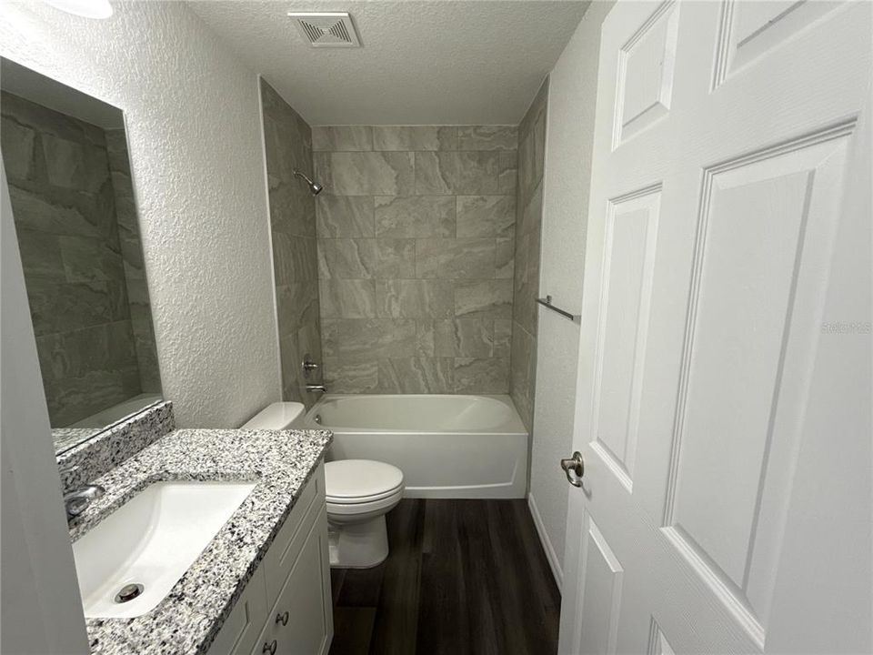 For Rent: $1,675 (3 beds, 2 baths, 1321 Square Feet)