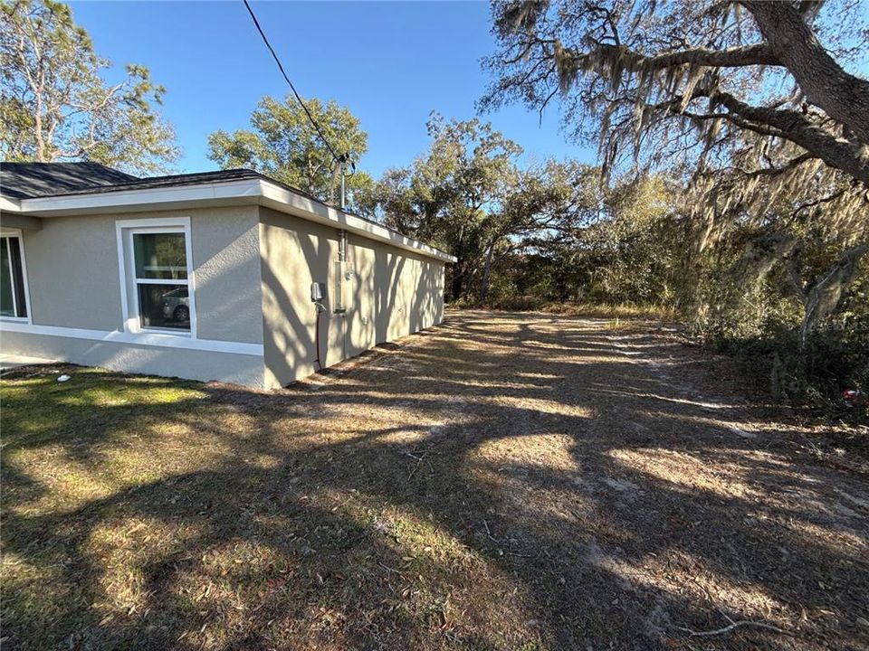 For Rent: $1,675 (3 beds, 2 baths, 1321 Square Feet)