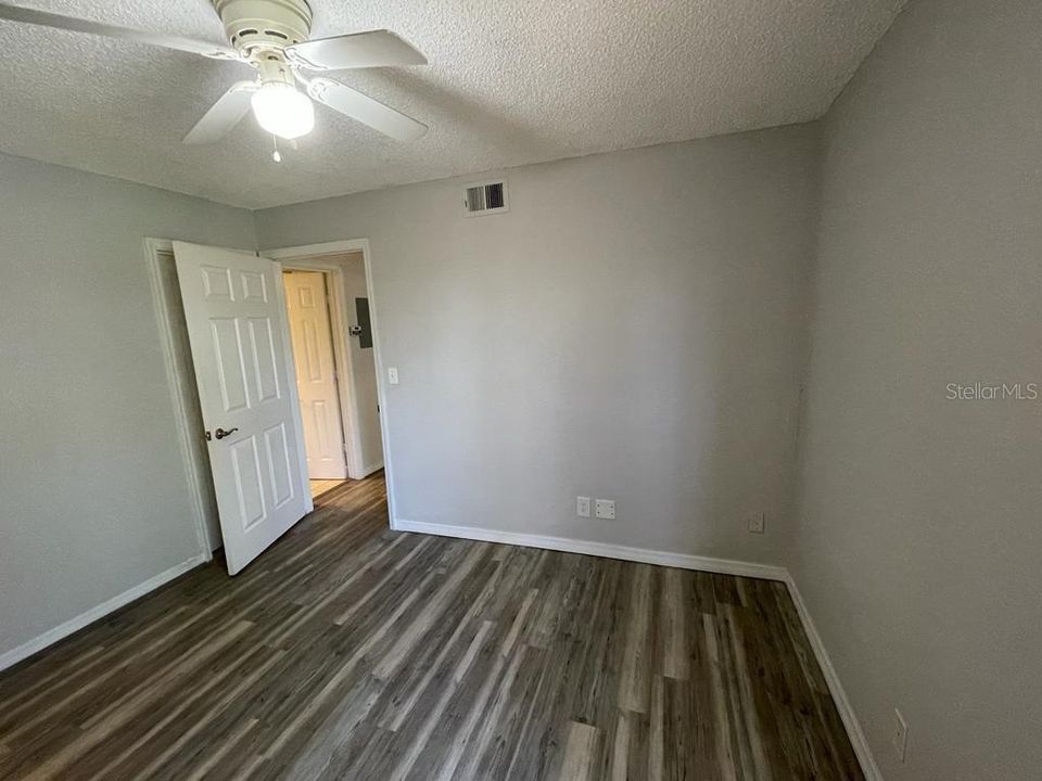 For Rent: $1,300 (1 beds, 1 baths, 644 Square Feet)