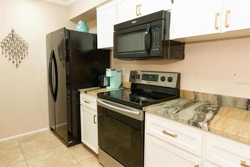 En Venta: $220,000 (2 camas, 2 baños, 900 Pies cuadrados)