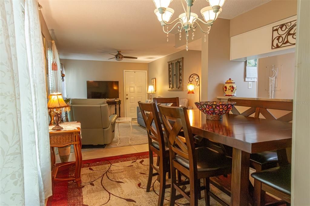En Venta: $220,000 (2 camas, 2 baños, 900 Pies cuadrados)