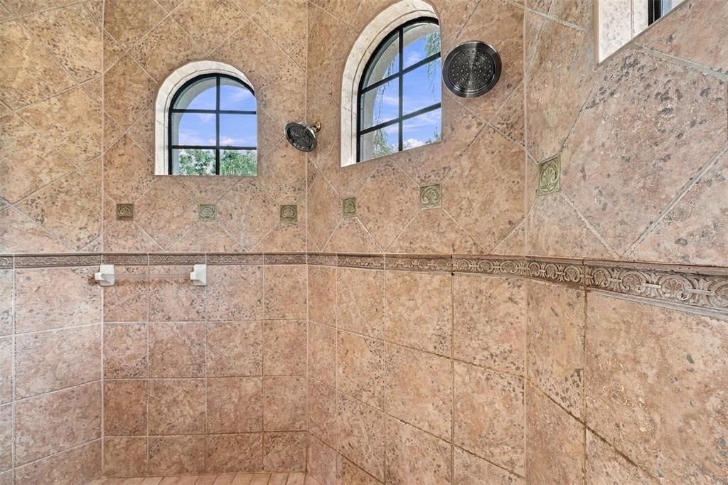 For Sale: $849,900 (3 beds, 3 baths, 3365 Square Feet)