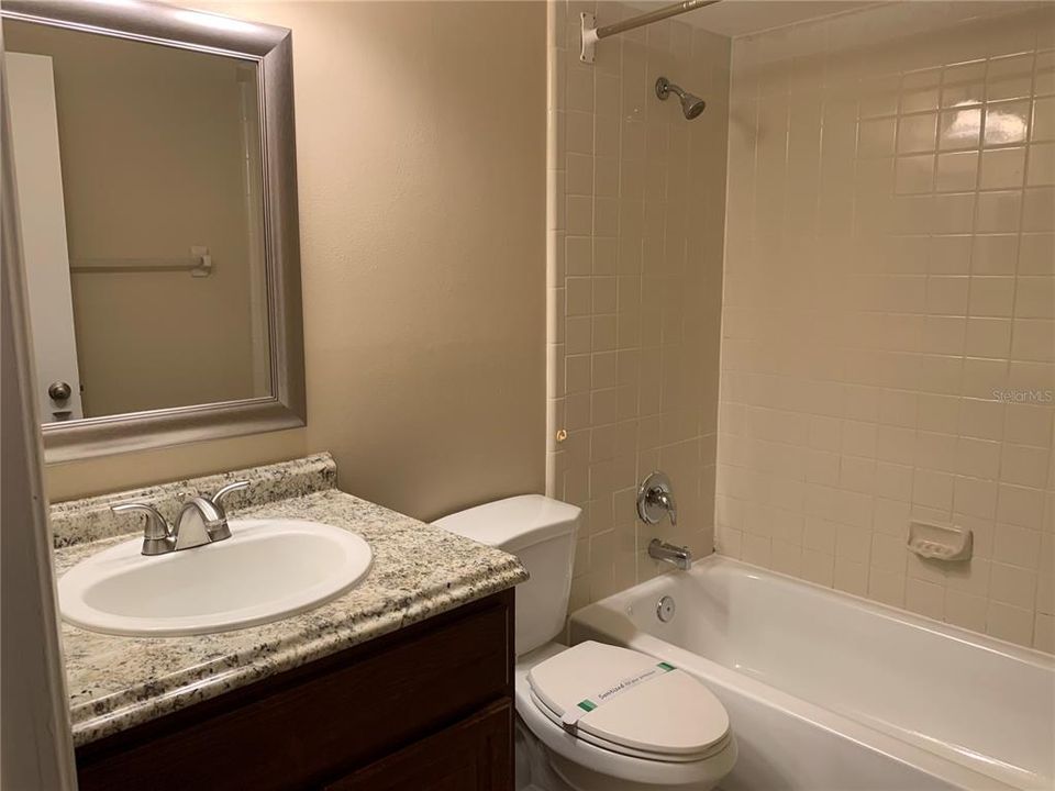 For Rent: $2,095 (3 beds, 2 baths, 1378 Square Feet)