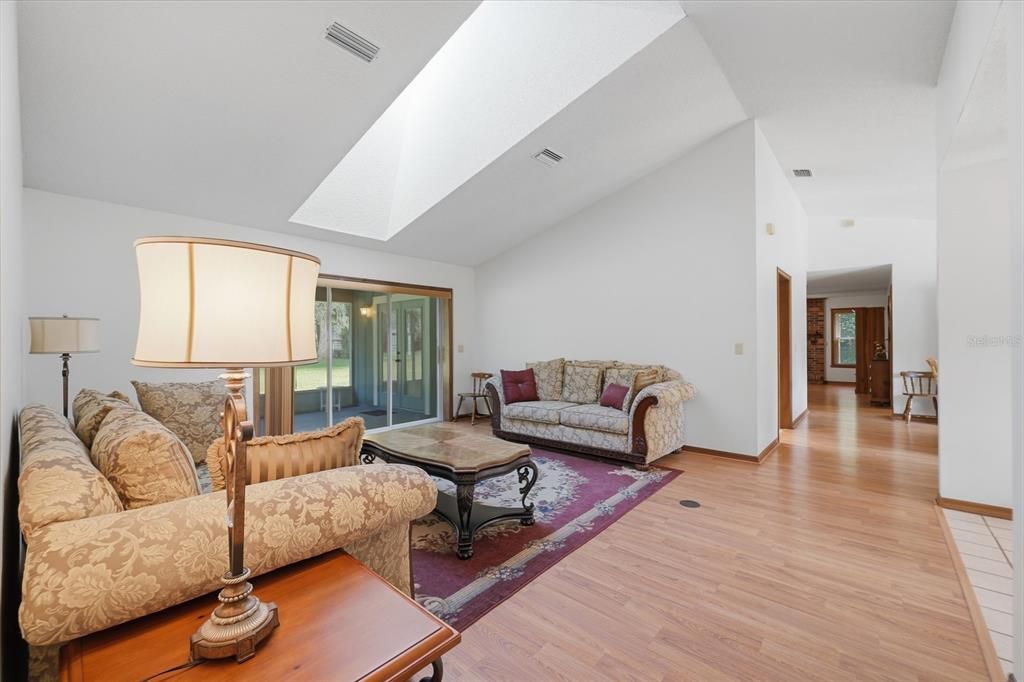 For Sale: $545,000 (3 beds, 2 baths, 2291 Square Feet)