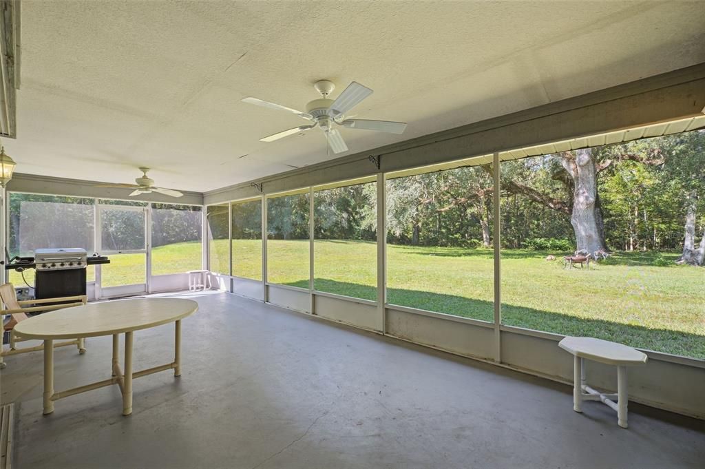 For Sale: $545,000 (3 beds, 2 baths, 2291 Square Feet)