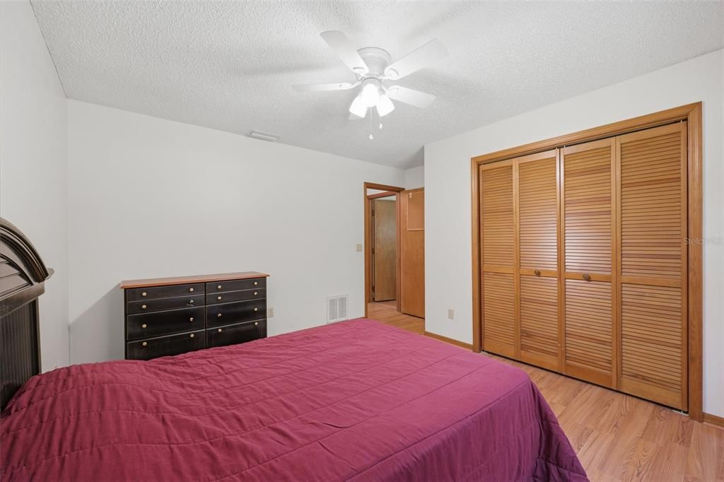 For Sale: $545,000 (3 beds, 2 baths, 2291 Square Feet)