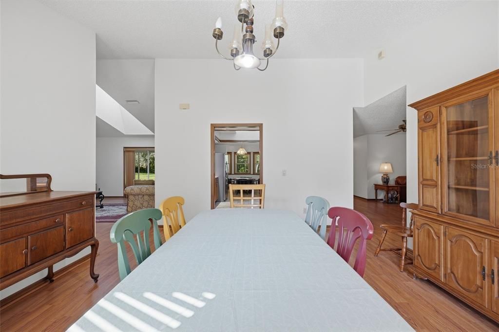For Sale: $545,000 (3 beds, 2 baths, 2291 Square Feet)