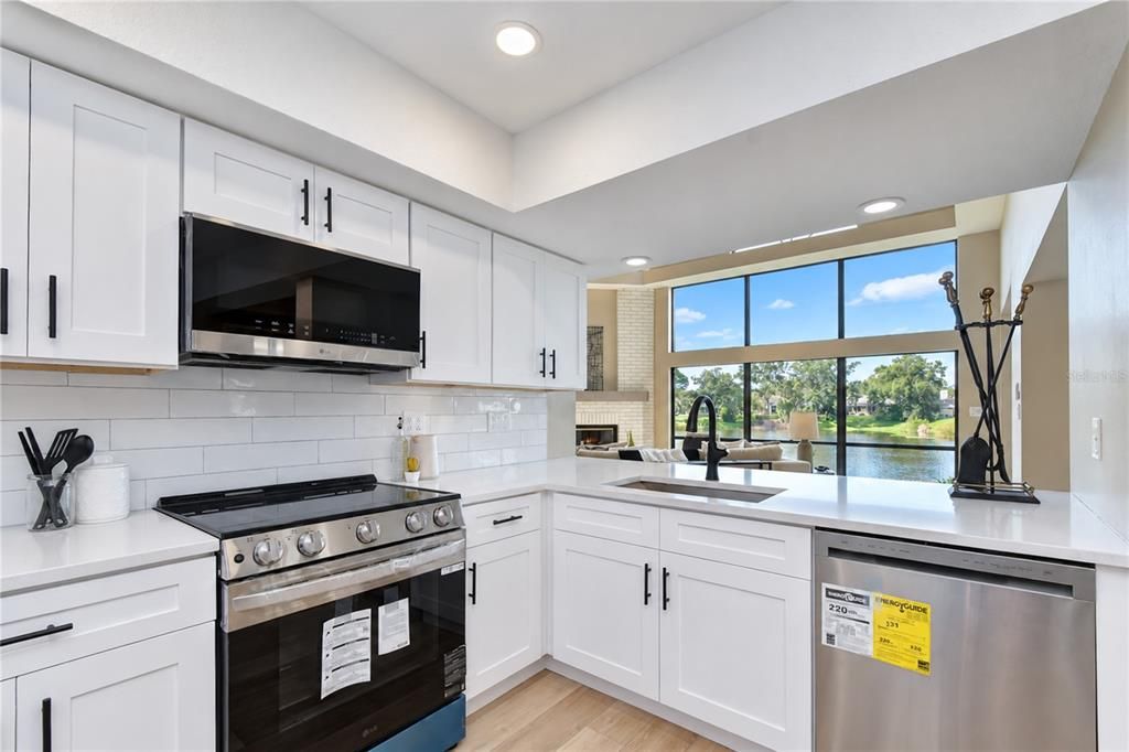For Sale: $850,000 (4 beds, 4 baths, 3578 Square Feet)