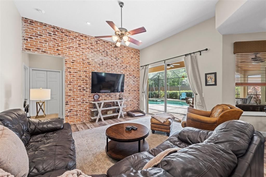 For Sale: $683,000 (4 beds, 3 baths, 2197 Square Feet)