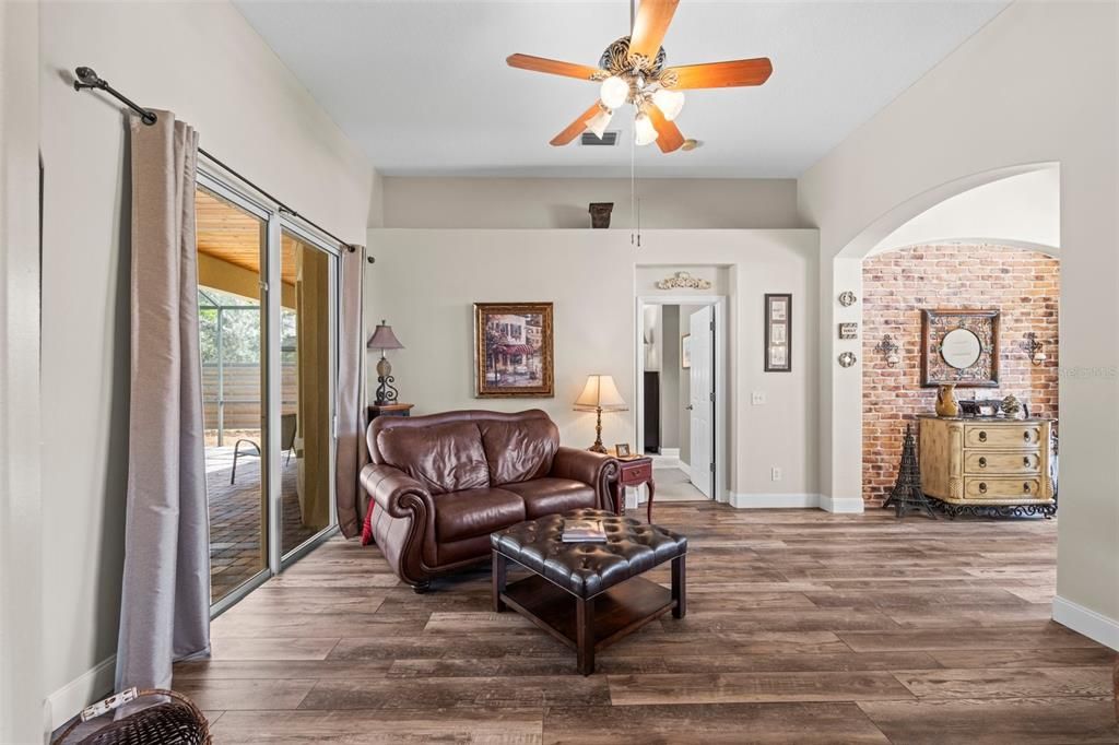 For Sale: $683,000 (4 beds, 3 baths, 2197 Square Feet)