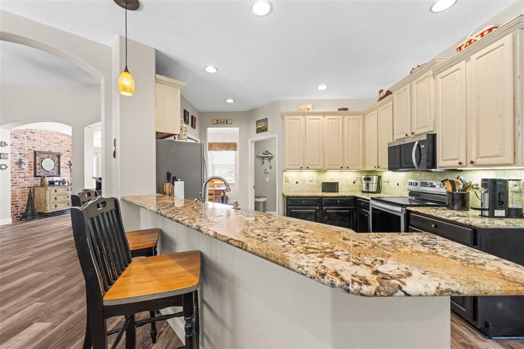 For Sale: $683,000 (4 beds, 3 baths, 2197 Square Feet)
