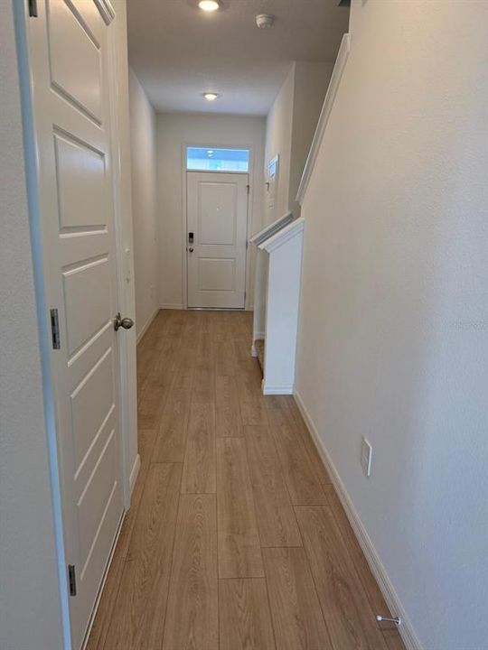 For Rent: $2,195 (3 beds, 2 baths, 1724 Square Feet)