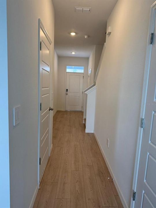 For Rent: $2,195 (3 beds, 2 baths, 1724 Square Feet)