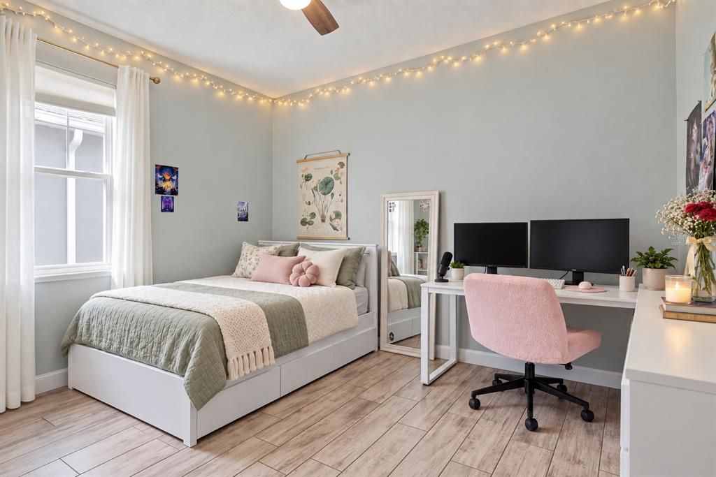 For Sale: $710,000 (3 beds, 2 baths, 1860 Square Feet)