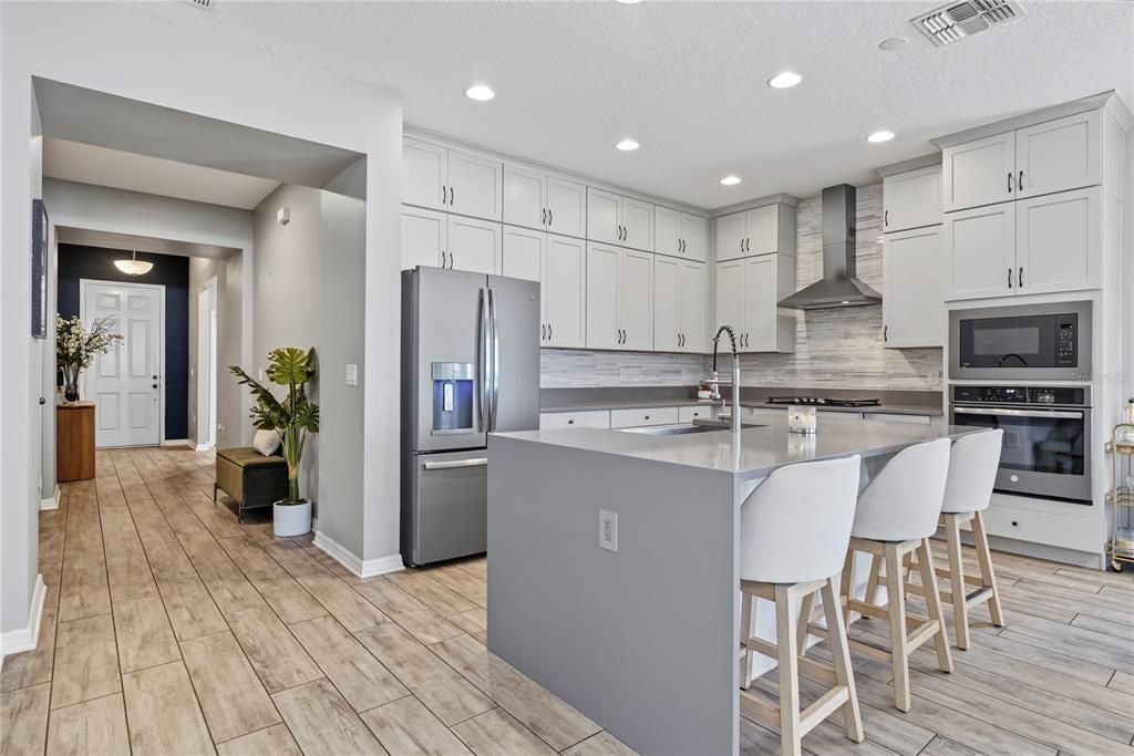 For Sale: $710,000 (3 beds, 2 baths, 1860 Square Feet)