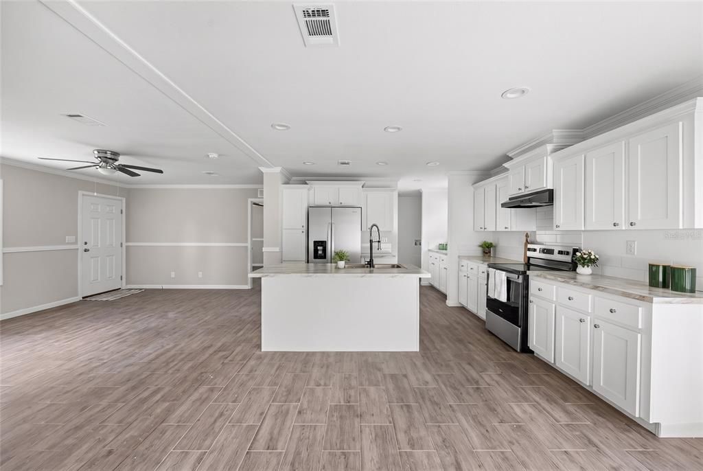 En Venta: $219,900 (3 camas, 2 baños, 1280 Pies cuadrados)