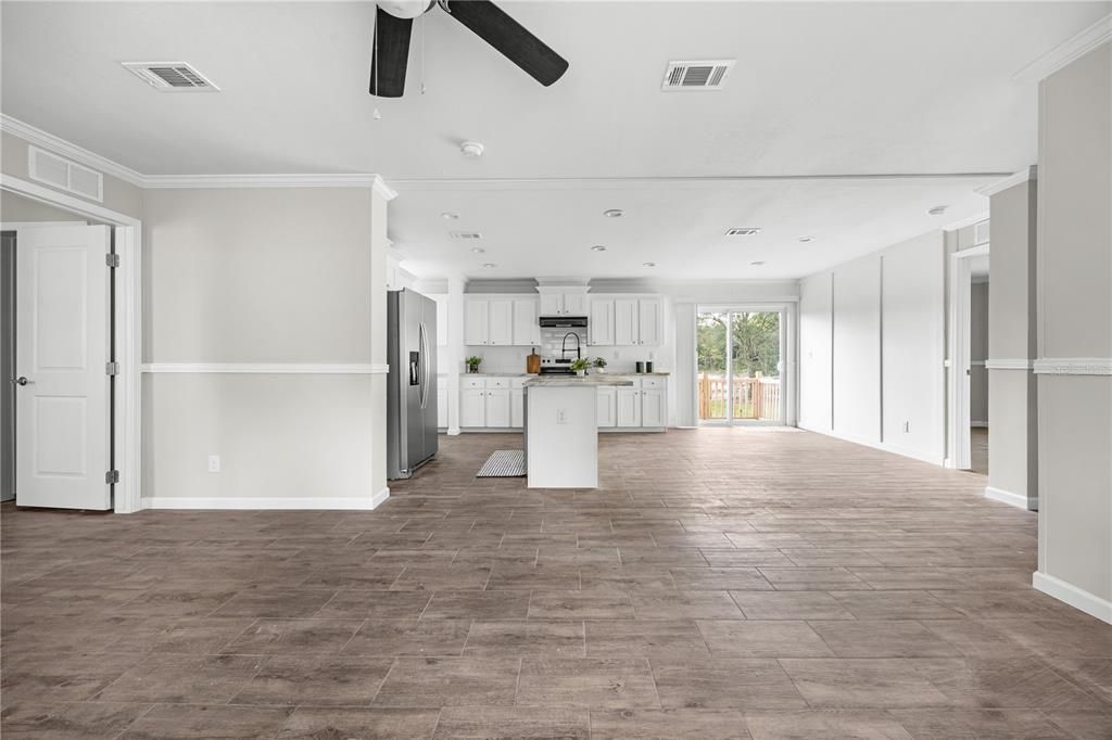 En Venta: $219,900 (3 camas, 2 baños, 1280 Pies cuadrados)