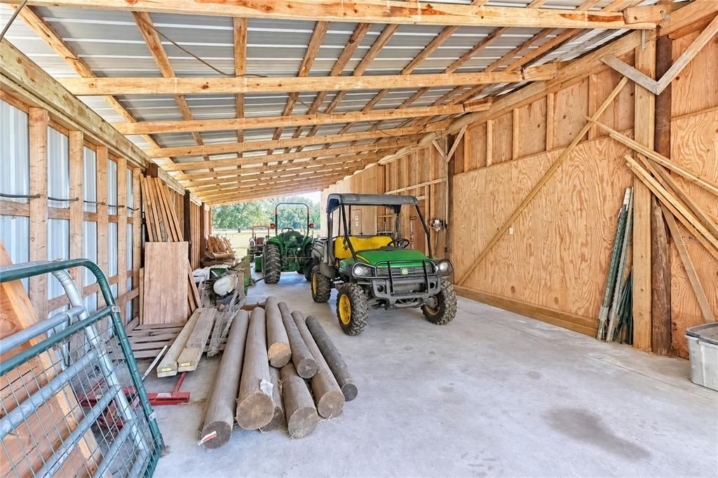 For Sale: $875,000 (2 beds, 1 baths, 1296 Square Feet)