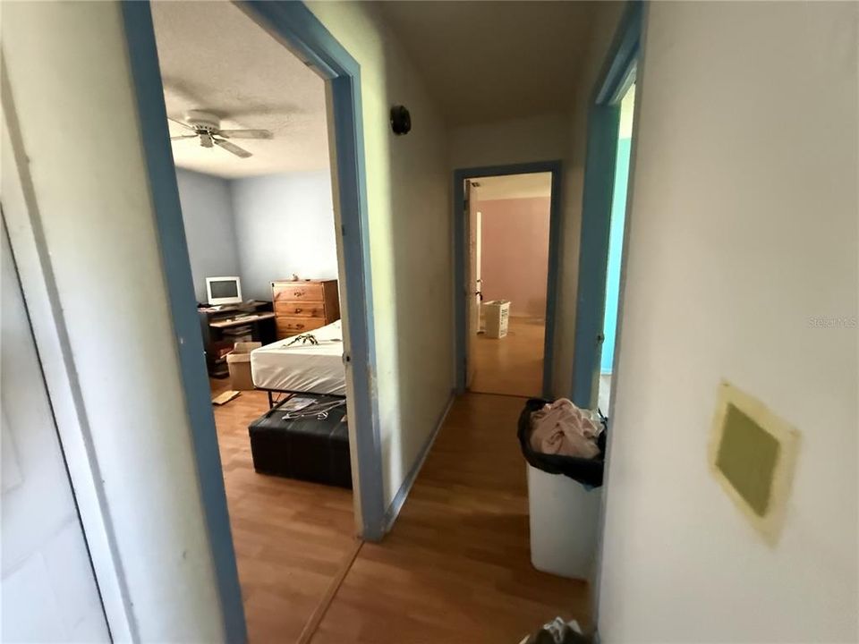 En Venta: $267,900 (4 camas, 2 baños, 1719 Pies cuadrados)