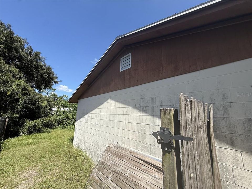 En Venta: $267,900 (4 camas, 2 baños, 1719 Pies cuadrados)