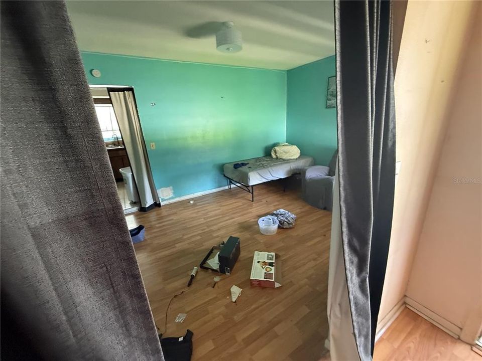 En Venta: $267,900 (4 camas, 2 baños, 1719 Pies cuadrados)