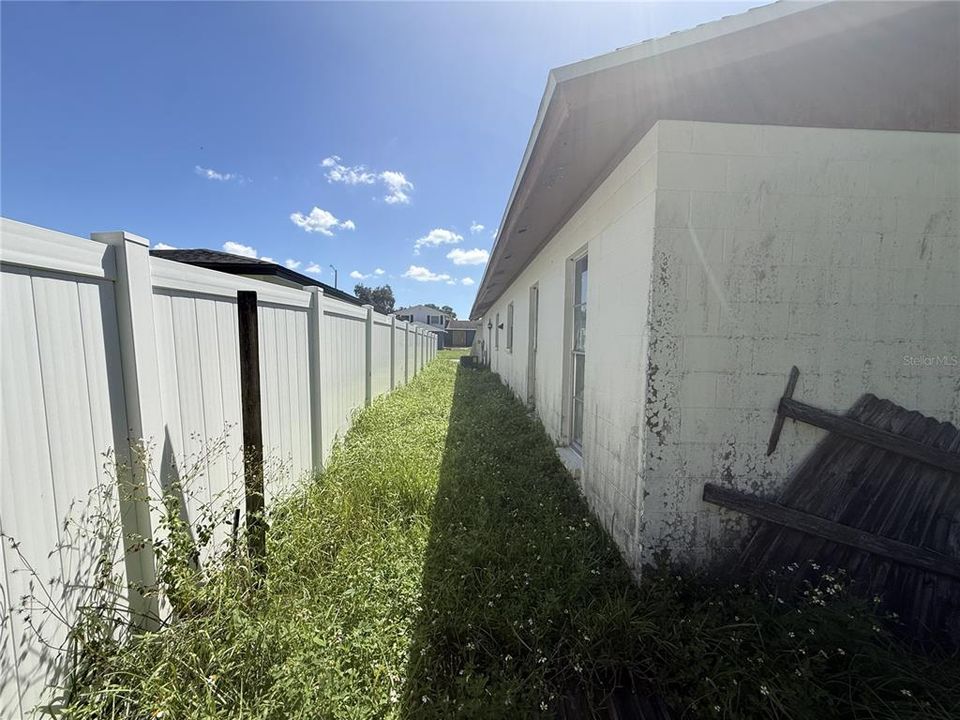 En Venta: $267,900 (4 camas, 2 baños, 1719 Pies cuadrados)