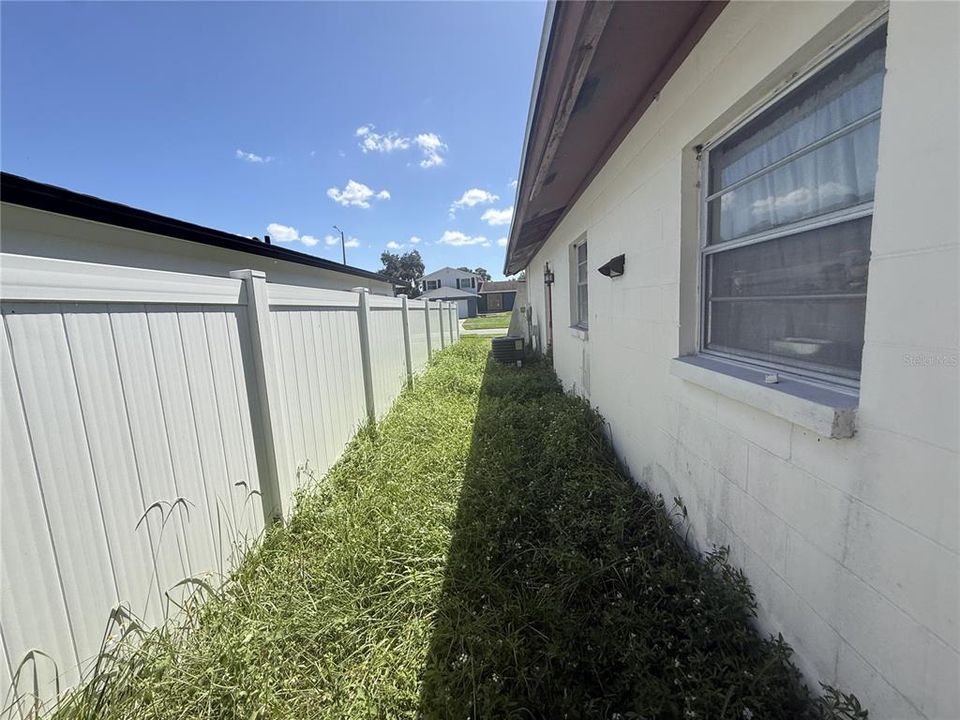 En Venta: $267,900 (4 camas, 2 baños, 1719 Pies cuadrados)