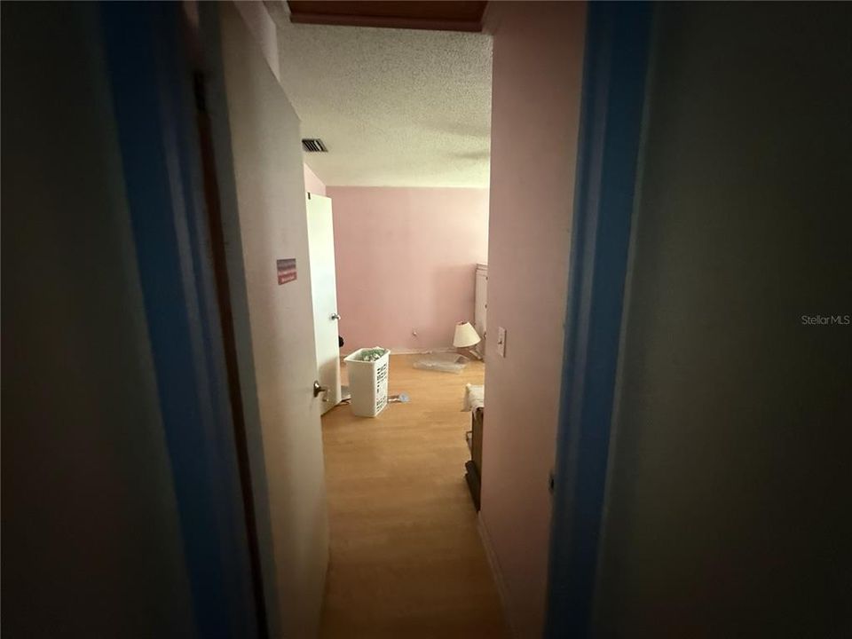 En Venta: $267,900 (4 camas, 2 baños, 1719 Pies cuadrados)