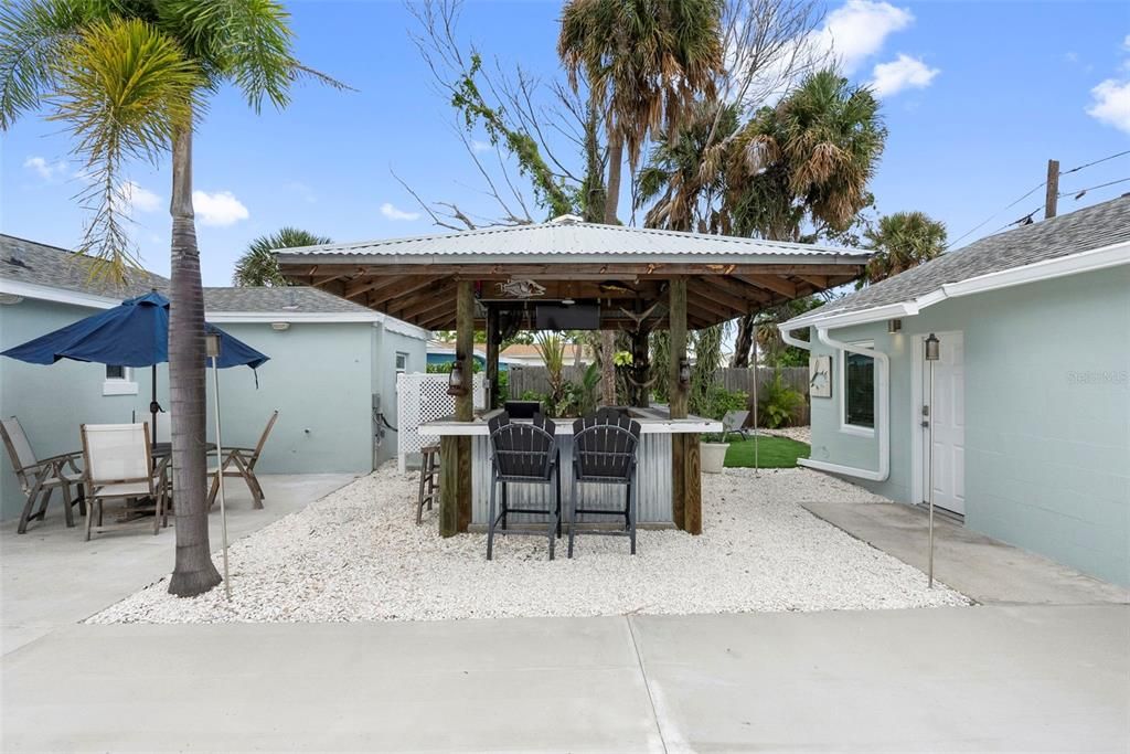 For Sale: $500,000 (3 beds, 3 baths, 1144 Square Feet)