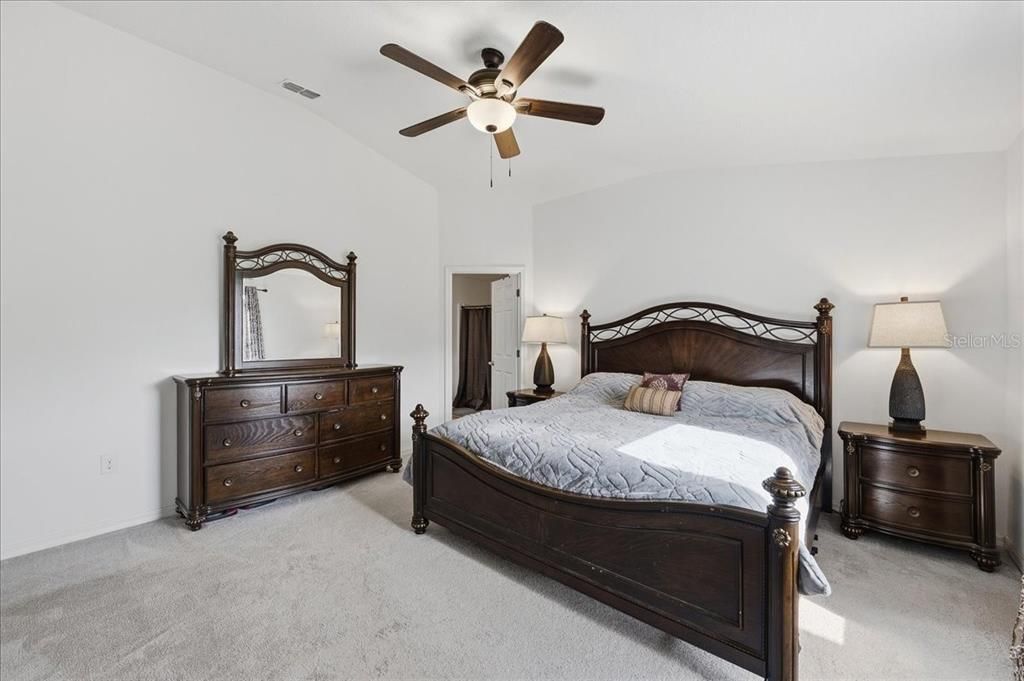 For Sale: $355,000 (3 beds, 2 baths, 2040 Square Feet)