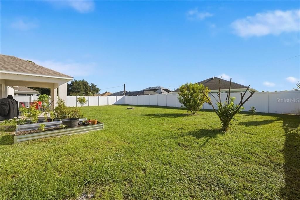 For Sale: $355,000 (3 beds, 2 baths, 2040 Square Feet)