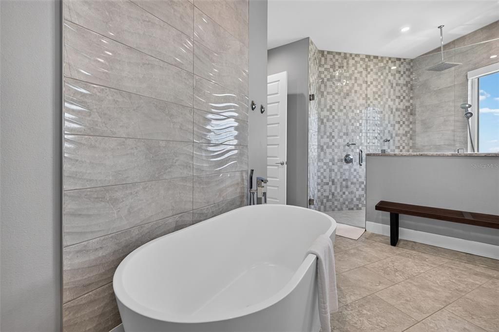 For Sale: $3,925,000 (4 beds, 4 baths, 4274 Square Feet)