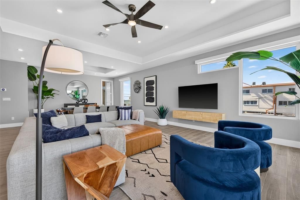 For Sale: $3,925,000 (4 beds, 4 baths, 4274 Square Feet)