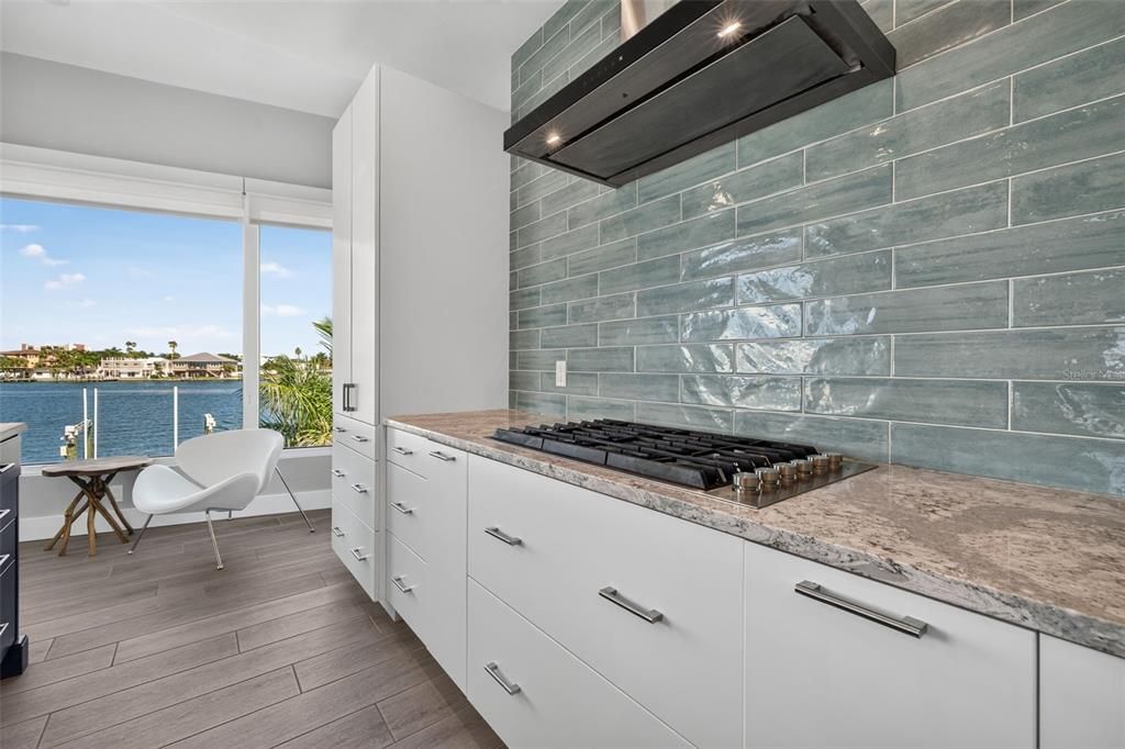 For Sale: $3,925,000 (4 beds, 4 baths, 4274 Square Feet)