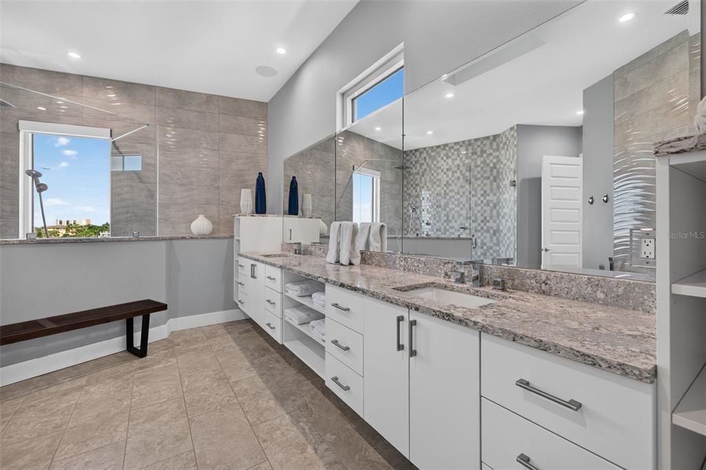 For Sale: $3,925,000 (4 beds, 4 baths, 4274 Square Feet)