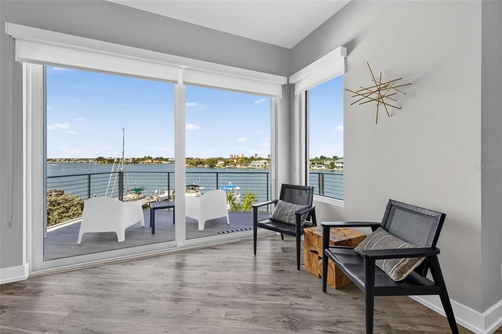 For Sale: $3,925,000 (4 beds, 4 baths, 4274 Square Feet)