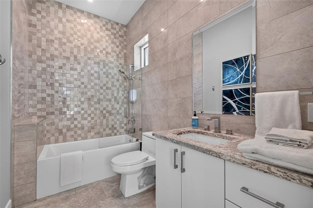 For Sale: $3,925,000 (4 beds, 4 baths, 4274 Square Feet)