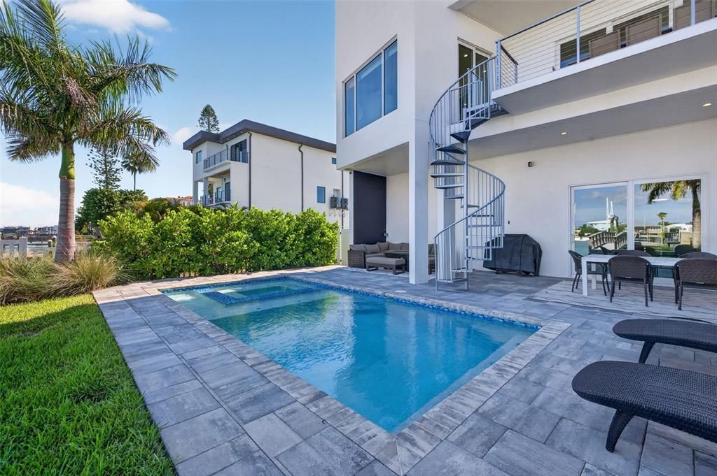 For Sale: $3,925,000 (4 beds, 4 baths, 4274 Square Feet)