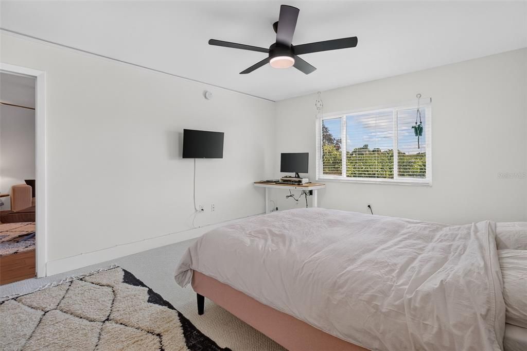 En Venta: $195,000 (2 camas, 2 baños, 1135 Pies cuadrados)
