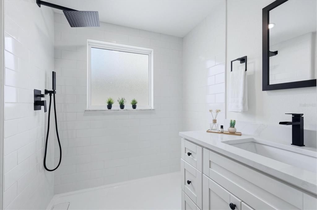 待售: $1,100,000 (3 贝兹, 2 浴室, 1840 平方英尺)