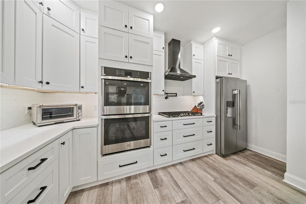 For Sale: $950,000 (4 beds, 4 baths, 3069 Square Feet)
