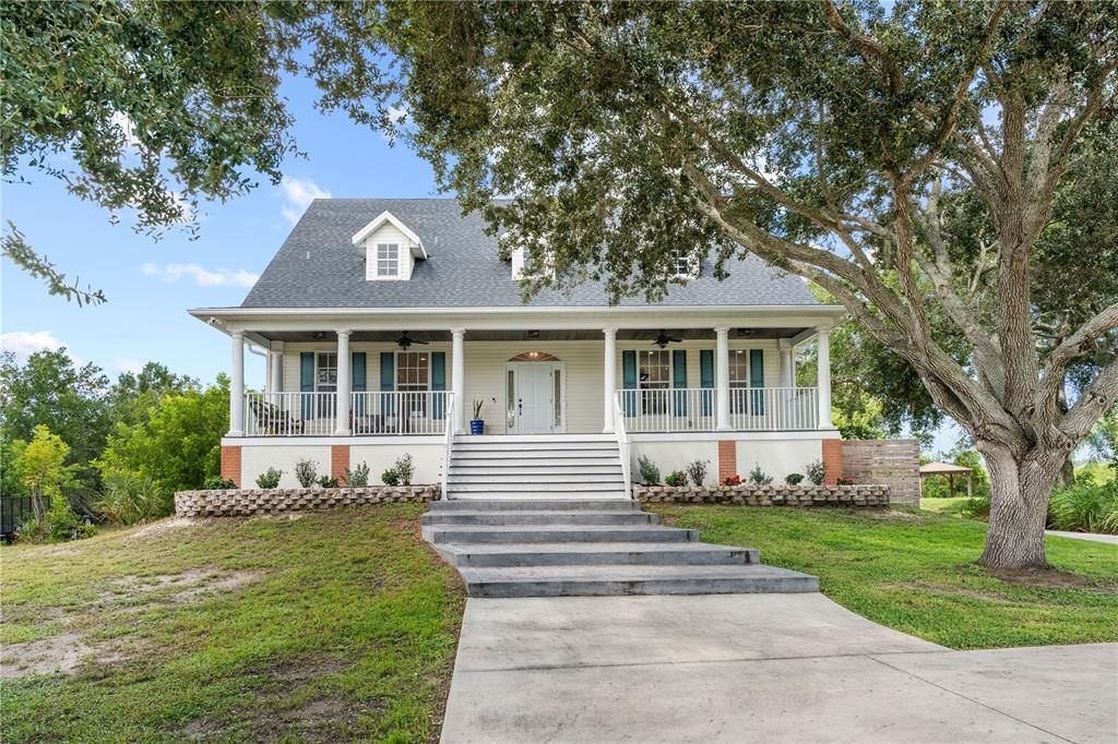 For Sale: $950,000 (4 beds, 4 baths, 3069 Square Feet)