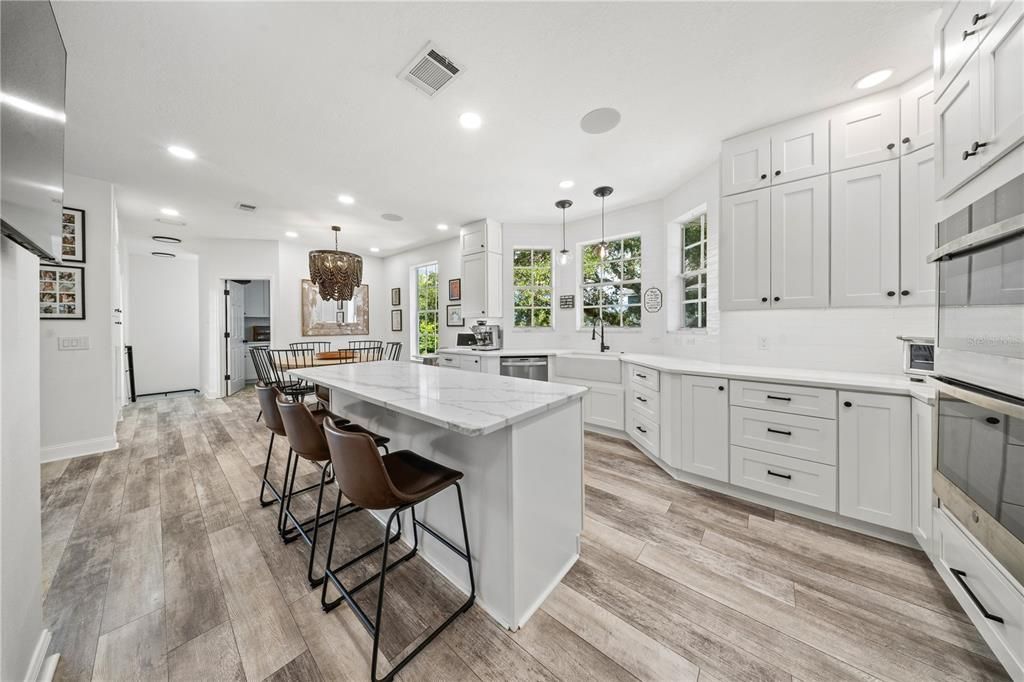 For Sale: $950,000 (4 beds, 4 baths, 3069 Square Feet)