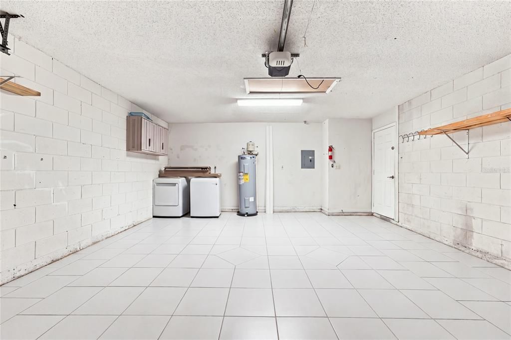 В аренду: $2,350 (4 спален, 2 ванн, 1466 Квадратных фут)