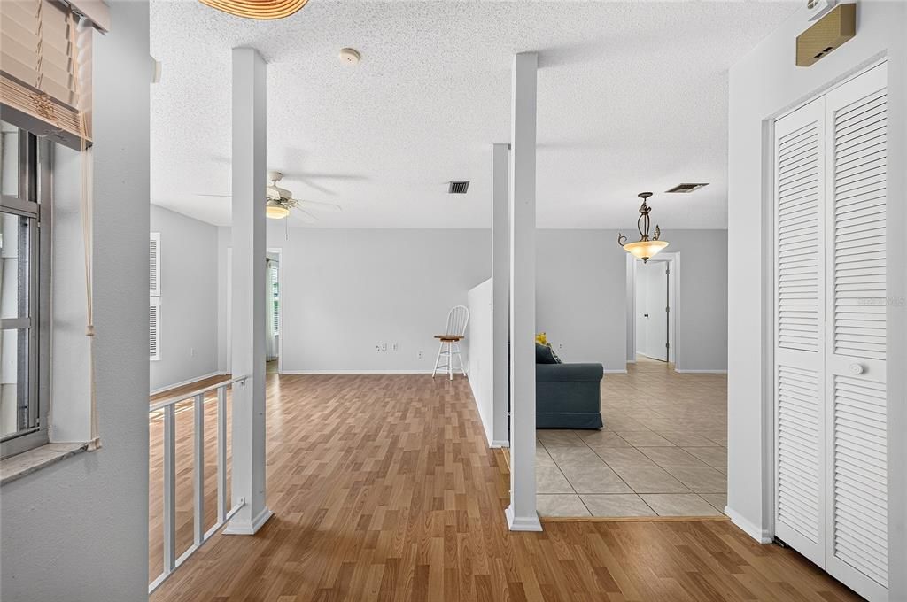 For Sale: $269,900 (2 beds, 2 baths, 1543 Square Feet)