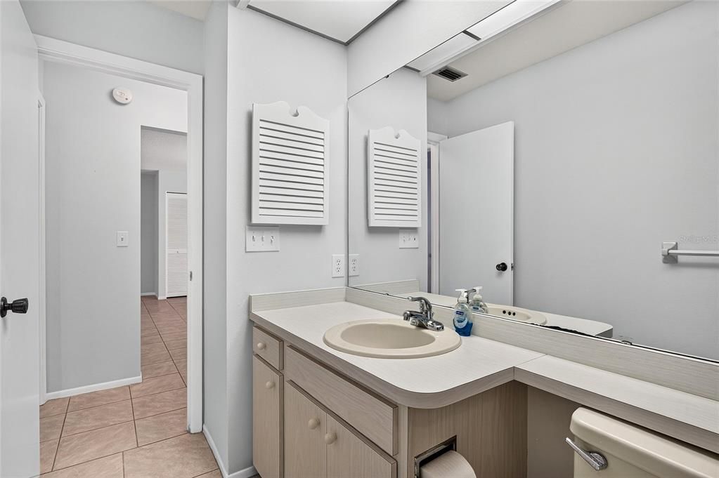 For Sale: $269,900 (2 beds, 2 baths, 1543 Square Feet)