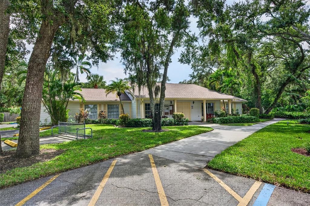 For Sale: $269,900 (2 beds, 2 baths, 1543 Square Feet)